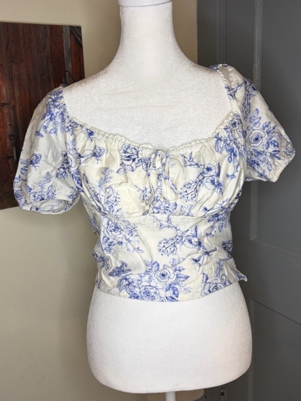 Love Tree Size Large L Blue Floral Blouse lot6461